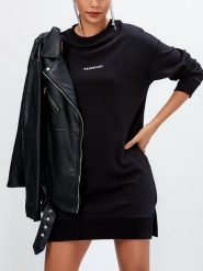 Milan Kiss Sukienka w kolorze czarnym rozmiar: XL. Czarne sukienki damskie Milan Kiss, na co dzień, xl, bez wzorów, bez kołnierzyka, bez ramiączek, mini, proste. Za 152.99 zł.