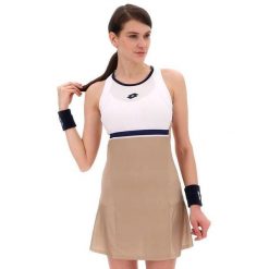 Sukienka tenisowa Lotto Tech V-D1 dress. Brązowe sukienki damskie Lotto, m, bez wzorów, sportowe, bez kołnierzyka, bez ramiączek, sportowe. Za 319.00 zł.