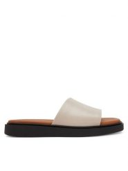 Vagabond Shoemakers Klapki Connie 5757-201-02 Beżowy. Brązowe klapki damskie Vagabond Shoemakers, bez wzorów, ze skóry, bez obcasa. Za 309.99 zł.