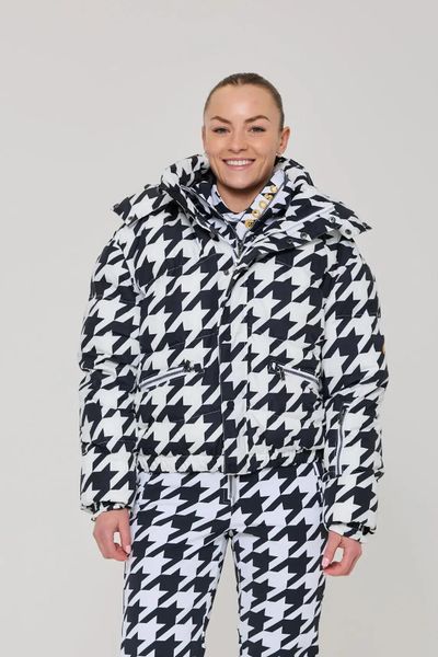 Elegancka kurtka puchowa - czarno-biała pepitka. Czarne kurtki damskie OOSC, s, bez wzorów, z materiału, bez kaptura. Za 1,592.99 zł.