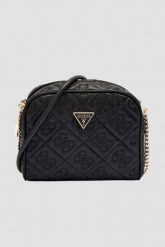 GUESS Czarna damska torebka Adelasia. Czarne torebki klasyczne damskie Guess, z aplikacjami, ze skóry ekologicznej, bez dodatków. W wyprzedaży za 419.99 zł.