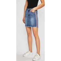 Haily's - Spódnica. Niebieskie spódniczki damskie Haily's, l, bez wzorów, z bawełny, mini, proste. W wyprzedaży za 69.90 zł.