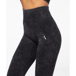 Legginsy Bezszwowe sportowe dla kobiet Carpatree Yasmine z wysokim stanem. Czarne legginsy damskie Carpatree, xs, bez wzorów. Za 141.99 zł.