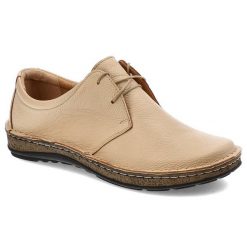 Beżowe Półbuty Skórzane Wygodne Buty Damskie. Brązowe półbuty damskie Clasicco, z aplikacjami, ze skóry, klasyczne, bez obcasa, na obcasie. Za 249.00 zł.