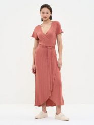 BIG STAR Sukienka w kolorze jasnoróżowym rozmiar: L/XL. Różowe sukienki damskie Big Star, na co dzień, l, bez wzorów, z tkaniny, retro, z asymetrycznym kołnierzem, bez ramiączek, maxi, asymetryczne. Za 139.99 zł.