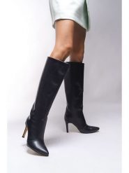 Trendyol Kozaki w kolorze czarnym rozmiar: 38. Czarne kozaki damskie Trendyol, bez obcasa, na szpilce. Za 366.35 zł.