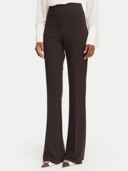 Rinascimento Spodnie materiałowe CFC0130162003 Brązowy Regular Fit. Brązowe spodnie materiałowe damskie RINASCIMENTO, bez wzorów, z materiału. Za 464.99 zł.