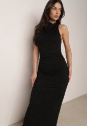 Czarna Sukienka Wieczorowa Bez Rękawów z Dekoltem Woda z Domieszką Wiskozy Neamela. Czarne sukienki damskie Born2be, na co dzień, l, bez wzorów, z wiskozy, eleganckie, bez kołnierzyka, bez ramiączek, maxi, kopertowe. Za 199.99 zł.