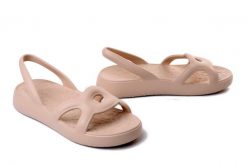 Wonders Glub crema, sandały damskie. Brązowe sandały damskie Wonders, bez wzorów, bez obcasa. Za 299.90 zł.