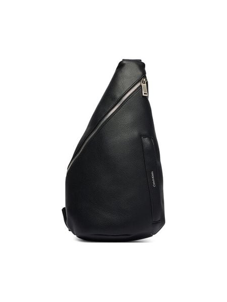 Calvin Klein Saszetka Raised Ns Sling LV04D3495G Czarny. Czarne saszetki męskie CALVIN KLEIN, ze skóry. Za 369.99 zł.