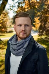 Męski zimowy komin Brødrene k3 j. szary 9921. Szare szaliki męskie na zimę, bez wzorów, z dzianiny. Za 32.45 zł.