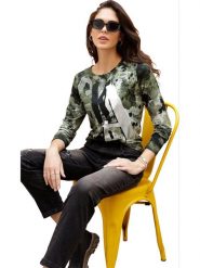 Heine Koszulka w kolorze zielonym rozmiar: 40. Zielone bluzki damskie Heine, bez wzorów, bez kołnierzyka. Za 43.99 zł.