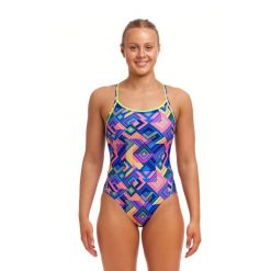Strój kąpielowy jednoczęściowy damski Funkita Ladies Diamond. Fioletowe stroje jednoczęściowe damskie FUNKITA, xs, bez wzorów. Za 209.99 zł.
