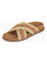 INUOVO Klapki w kolorze jasnobrązowym rozmiar: 36. Brązowe klapki damskie Inuovo, bez wzorów, bez obcasa. Za 260.99 zł.