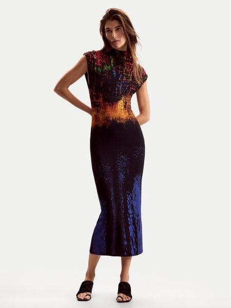 Desigual Sukienka koktajlowa Psicho Animal 26SWVK41 Kolorowy Slim Fit. Sukienki damskie Desigual, s, bez wzorów, z wiskozy, wizytowe, bez kołnierzyka, bez ramiączek. Za 539.99 zł.