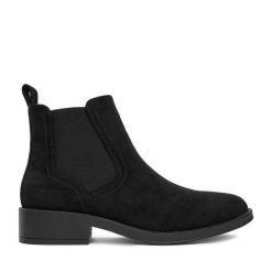 Botki JENNY. Czarne botki damskie Jenny, bez obcasa, na płaskiej podeszwie, bez zapięcia. Za 129.99 zł.