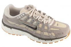 Buty sportowe Sneakersy męskie, P-6000 SE. Brązowe buty sportowe na co dzień męskie Nike, z materiału, bez zapięcia, trekkingowe. Za 489.99 zł.