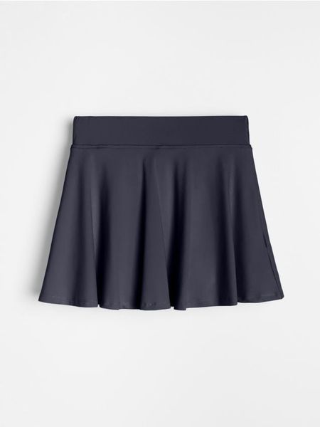 Spódnico-spodenki Gym Hard - niebieski. Niebieskie spodenki sportowe damskie Sinsay, bez wzorów. Za 39.99 zł.