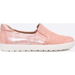 Caprice - Tenisówki. Czerwone trampki i tenisówki damskie Caprice, bez wzorów, z materiału. W wyprzedaży za 99.90 zł.