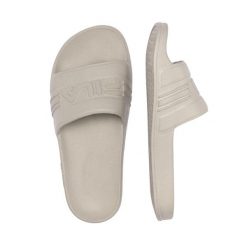 Klapki basenowe damskie Fila Jetspeed. Szare klapki damskie Fila, bez wzorów, bez obcasa. Za 91.00 zł.