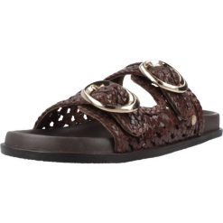 Sandały CARMELA 163058C Brązowy. Brązowe obuwie trekkingowe damskie Carmela, bez wzorów, ze skóry, bez obcasa. Za 318.99 zł.