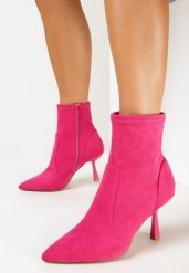 Fuksjowe Botki na Niskiej Szpilce z Imitacji Zamszu Niluvio. Czerwone botki damskie Born2be, z jeansu, eleganckie, bez obcasa, na obcasie, bez zapięcia. Za 64.99 zł.