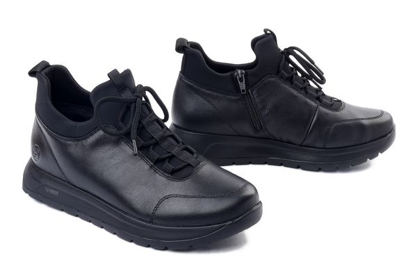 Rieker Remonte D2V06-00 black, półbuty damskie. Czarne półbuty damskie Rieker, bez wzorów, ze skóry, bez obcasa. Za 365.42 zł.