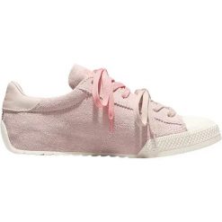 Buty sportowe Converse Chuck Taylor Lo. Czerwone buty sportowe na co dzień damskie Converse, z materiału, bez zapięcia. Za 590.00 zł.