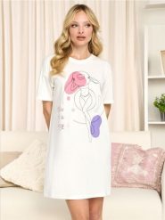 Koszula nocna - kremowy. Białe koszule nocne damskie Sinsay, bez wzorów, z bawełny. Za 29.99 zł.