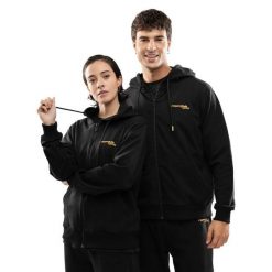 Męska rozpinana bluza z kapturem Rayo Club Lifestyle Siroko RC Split Black. Czarne bluzy sportowe męskie SIROKO, bez wzorów, z dresówki, casualowe, bez kołnierzyka, bez ramiączek. Za 253.00 zł.