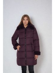 Jessica Simpson Płaszcz zimowy w kolorze fioletowym rozmiar: M. Różowe płaszcze damskie Jessica Simpson, na zimę, m, bez wzorów, z puchu. Za 173.99 zł.