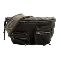 SURI FREY Torebka Naramienna SFY Batty Torebki 1 ct Damski. Torebki klasyczne damskie Suri Frey, z aplikacjami, z poliesteru, zdobione, bez dodatków. Za 169.99 zł.