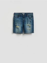 Jeansowe szorty z przetarciami - indigo jeans. Niebieskie szorty męskie Reserved, bez wzorów, z denimu. Za 119.99 zł.