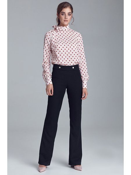 Nife Spodnie w kolorze czarnym rozmiar: 40. Czarne spodnie materiałowe damskie Nife, bez wzorów, z materiału, z podwyższonym stanem. Za 152.98 zł.