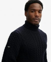 Superdry Sweter z warkoczami Jacob ze stójką — Ciepły komfort. Niebieskie golfy damskie Superdry., l, bez wzorów, z materiału, bez ramiączek. Za 490.55 zł.