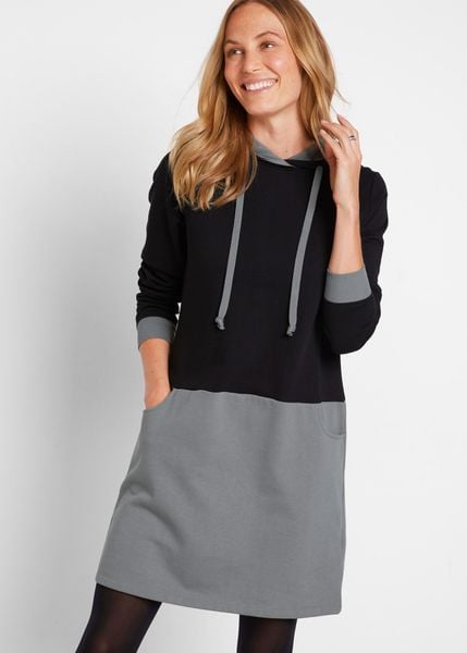 Sukienka dresowa. Czarne sukienki damskie bonprix, bez wzorów, z dresówki, bez kołnierzyka, bez ramiączek. Za 117.99 zł.