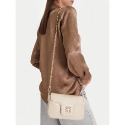 Torebka Nine West. Torebki klasyczne damskie Nine West, bez wzorów, bez dodatków. Za 169.99 zł.