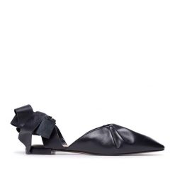 Baleriny QUAZI. Czarne baleriny damskie QUAZI, bez wzorów, bez obcasa. Za 169.99 zł.