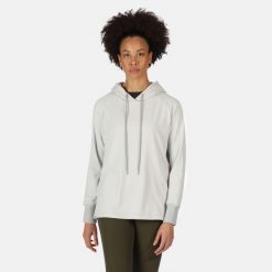 Bluza turystyczna damska Hartside Regatta. Szare bluzy z kapturem damskie Regatta. W wyprzedaży za 79.99 zł.