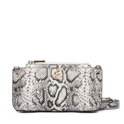 Torebka Guess. Szare listonoszki damskie Guess, z aplikacjami, bez dodatków. Za 549.99 zł.
