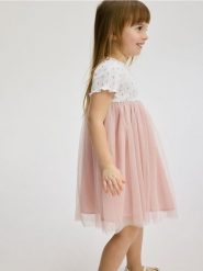 Sukienka z tiulowym dołem - pastelowy róż. Czerwone sukienki dziewczęce Reserved, bez wzorów, z bawełny, bez ramiączek. W wyprzedaży za 39.99 zł.