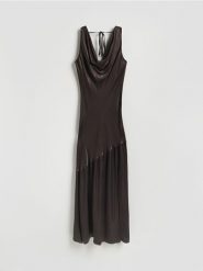 Sukienka z wiskozy - ciemnobrązowy. Brązowe sukienki damskie Reserved, l, bez wzorów, z wiskozy, bez kołnierzyka, bez ramiączek, dopasowane. Za 179.99 zł.
