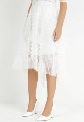 Biała Rozkloszowana Spódnica z Falbankami Warda. Białe spódniczki damskie Born2be, m, z aplikacjami, midi, rozkloszowane. Za 139.99 zł.