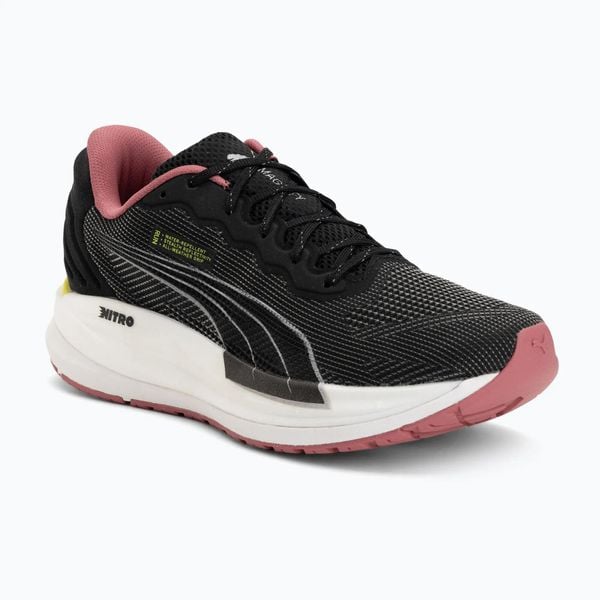 Buty do biegania damskie PUMA Magnify Nitro WTR. Czarne obuwie do biegania damskie Puma. Za 369.99 zł.
