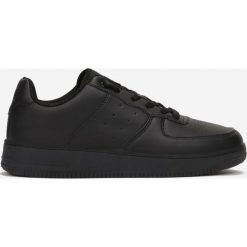 Czarne Buty Sportowe Sagenis. Czarne buty sportowe na co dzień męskie Born2be, bez zapięcia. Za 89.99 zł.