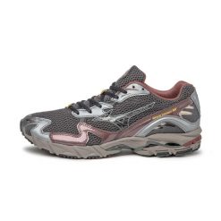 Buty Mizuno Wave Rider 10. Niebieskie buty fitness męskie Mizuno, do biegania, mizuno wave. Za 678.25 zł.