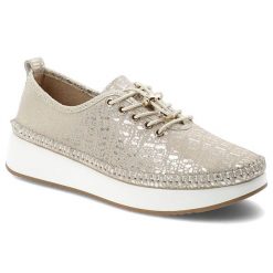 Półbuty damskie Filippo, cholewka ze skóry naturalnej z delikatnym metalicznym połyskiem wiązany fason z zabudowanym przodem, złote, DP7535/26. Żółte półbuty damskie Filippo, bez wzorów, ze skóry, bez obcasa, na płaskiej podeszwie. Za 179.00 zł.