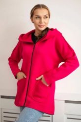 Bluza ocieplana z dłuższym tyłem i kieszeniami fuksja. Czerwone bluzy z kapturem damskie KESI, l, z bawełny. Za 198.65 zł.