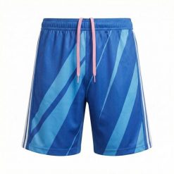 Krótkoterminowy pobyt we Francji 2026/27. Niebieskie szorty męskie Adidas, bez wzorów, sportowe. Za 303.50 zł.