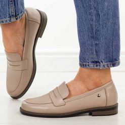 Beżowe skórzane mokasyny damskie Vinceza 18131. Brązowe mokasyny damskie VINCEZA, z jeansu. Za 219.00 zł.